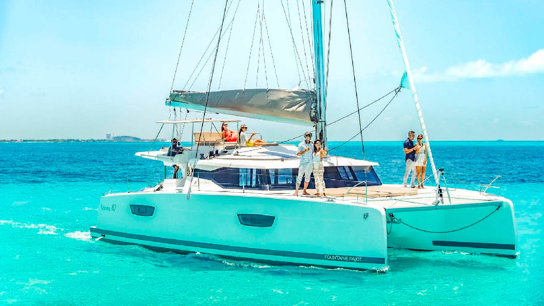 catamaran-isla-mujere-01