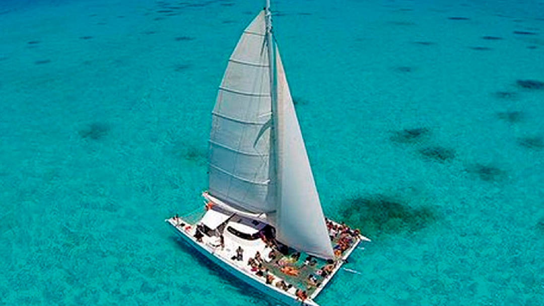 catamaran-isla-mujere-04
